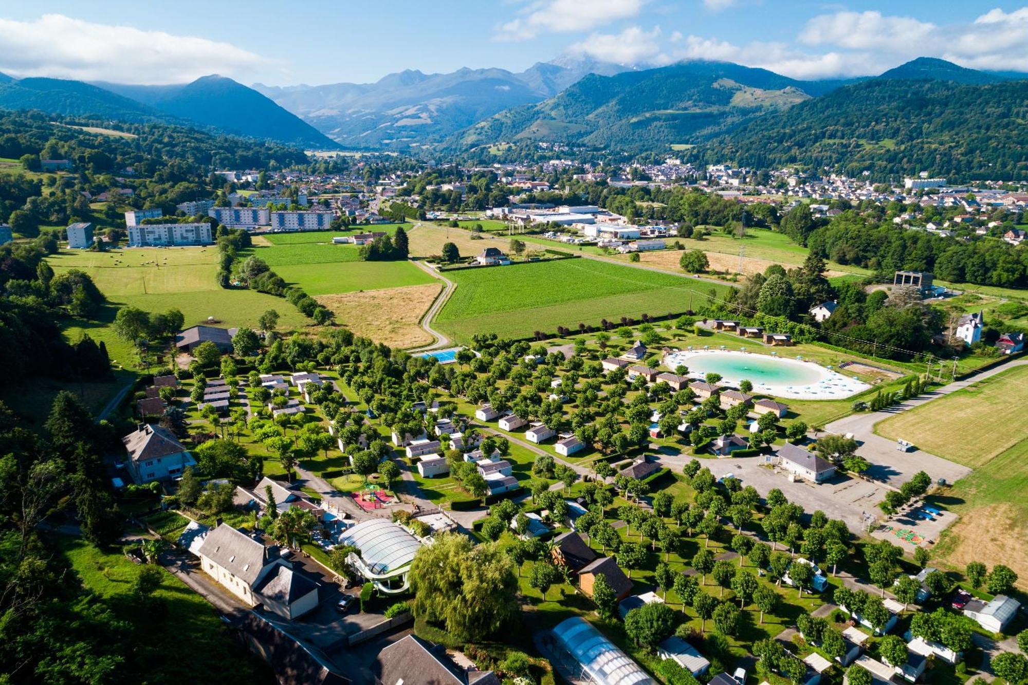 Camping Le Monloo Bagneres-de-Bigorre Exterior photo